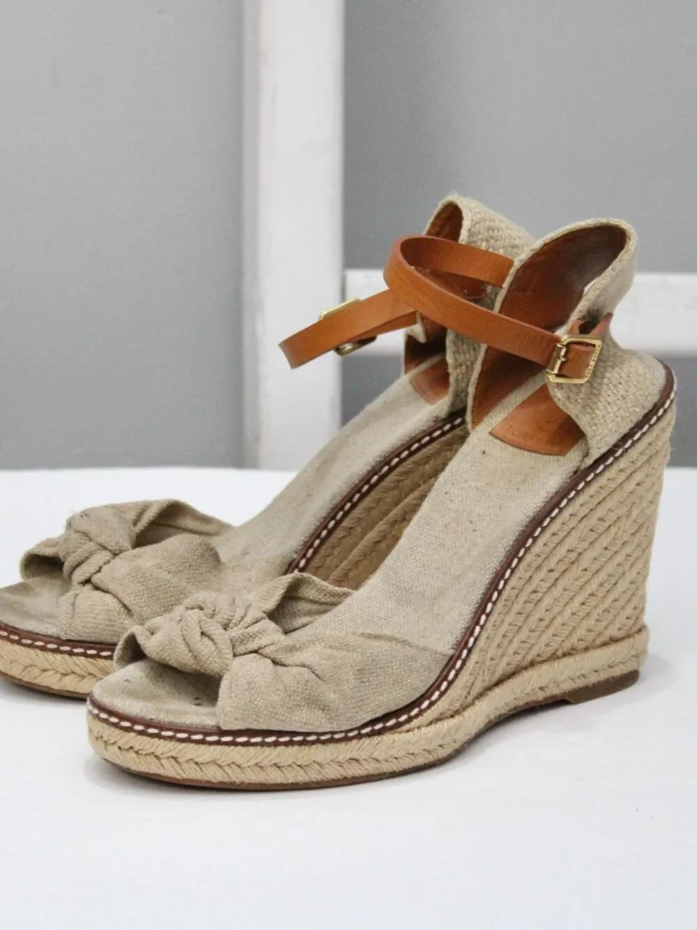TORY BURCH Natural Linen Canvas Peep Toe Wedge Platform Espadrille Heels Tan 8.5